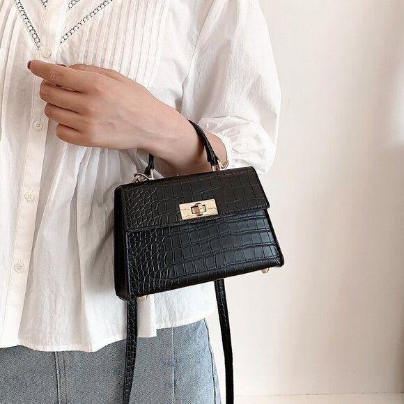 Black Elegant Women's Lightweight Twist Lock Flap Square Bag - Picture 9 of 10